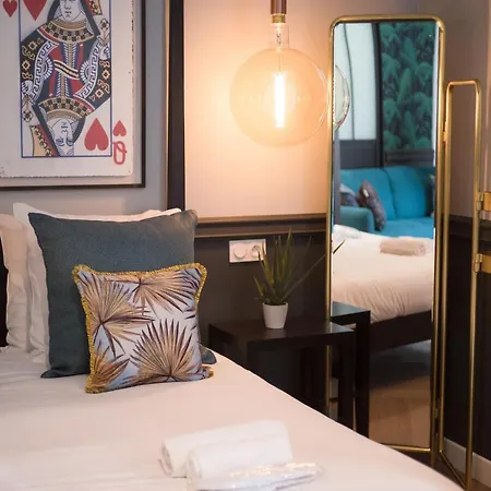 Appartamento The Royal Suites- Champs Elysees *
