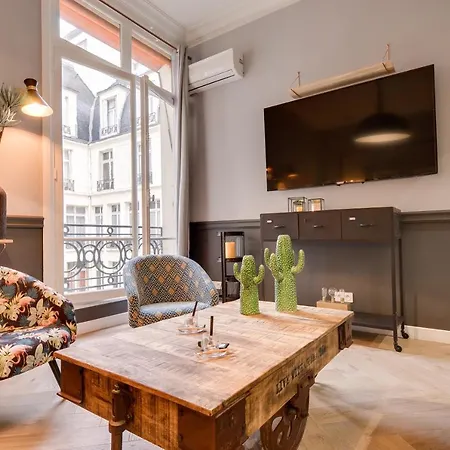 The Royal Suites- Champs Elysees Appartamento