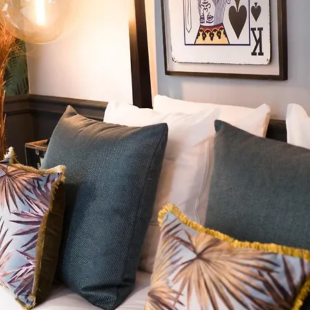The Royal Suites- Champs Elysees * Parigi